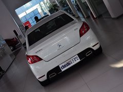 2013款 2.3L 自动 罗兰•加洛斯版