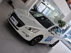 2013款 2.3L 自动 罗兰•加洛斯版