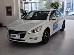 2013款 2.3L 自动 罗兰•加洛斯版
