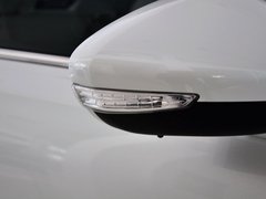 2013款 2.3L 自动 罗兰•加洛斯版
