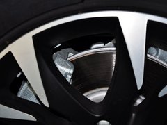 2013款 2.3L 自动 罗兰•加洛斯版