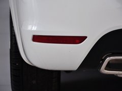 2013款 2.3L 自动 罗兰•加洛斯版