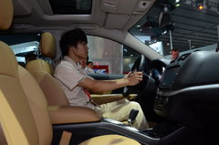 2013款 3.6L 自动 智能全驱版7座