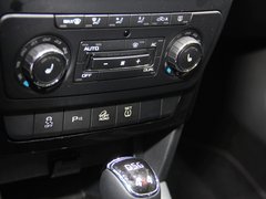2013款 1.8T DCT 尊享版 5座