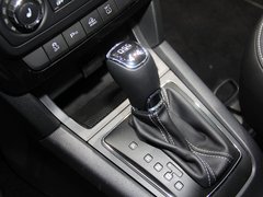 2013款 1.8T DCT 尊享版 5座