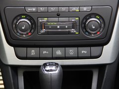 2013款 1.8T DCT 尊享版 5座