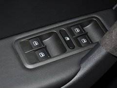 2013款 1.8T DCT 尊享版 5座