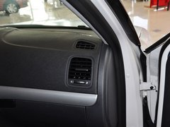 2013款 1.8T DCT 尊享版 5座