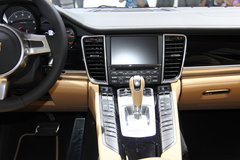 2013款 3.6L Platinum Edition