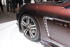 2013款 3.6L Platinum Edition