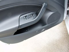 2013款 1.4TSI DCT 5门版FR