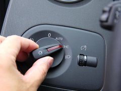 2013款 1.4TSI DCT 5门版FR