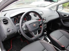 2013款 1.4TSI DCT 5门版FR