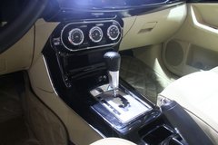2013款 1.8 CVT 经典黑白版