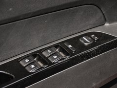 2013款 1.2L 手动 精英版