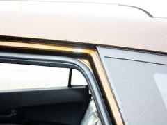 2013款 2.0T 手动 两驱创行版 5座