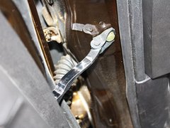 2013款 2.0T 手动 两驱创行版 5座