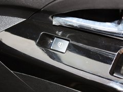 2013款 2.0T 手动 两驱创行版 5座