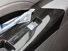 2013款 2.0T 手动 两驱创行版 5座