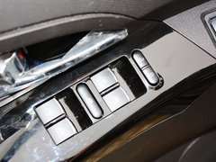 2013款 2.0T 手动 两驱创行版 5座