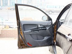 2013款 2.0T 手动 两驱创行版 5座