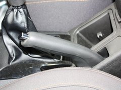 2013款 2.0T 手动 两驱创行版 5座