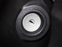 2013款 2.0T 手动 两驱创行版 5座