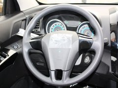 2013款 2.0T 手动 两驱创行版 5座