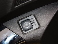 2013款 2.0T 手动 两驱创行版 5座