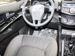 2013款 2.0T 手动 两驱创行版 5座