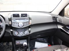 2013款 2.0T 手动 两驱创行版 5座