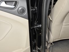 2013款 2.0T 自动 四驱尊贵型 5座
