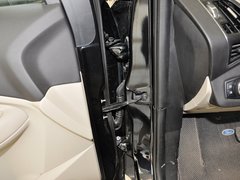 2013款 2.0T 自动 四驱尊贵型 5座