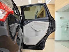 2013款 2.0T 自动 四驱尊贵型 5座