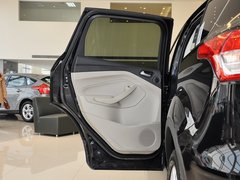2013款 2.0T 自动 四驱尊贵型 5座