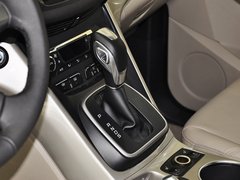 2013款 2.0T 自动 四驱尊贵型 5座