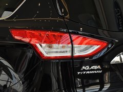 2013款 2.0T 自动 四驱尊贵型 5座
