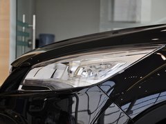 2013款 2.0T 自动 四驱尊贵型 5座