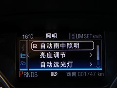 2013款 2.0T 自动 四驱尊贵型 5座