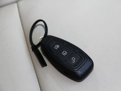 2013款 2.0T 自动 四驱尊贵型 5座