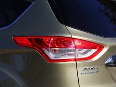2013款 2.0T 自动 四驱尊贵型 5座