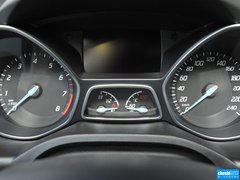 2013款 2.0T 自动 四驱尊贵型 5座