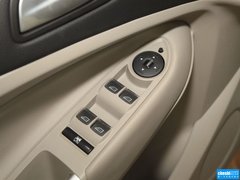 2013款 2.0T 自动 四驱尊贵型 5座