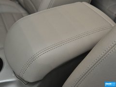 2013款 2.0T 自动 四驱尊贵型 5座