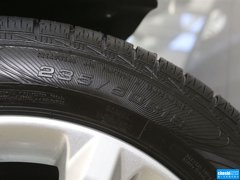 2013款 2.0T 自动 四驱尊贵型 5座