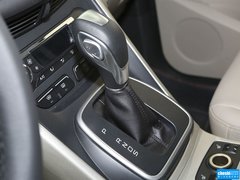 2013款 2.0T 自动 四驱尊贵型 5座