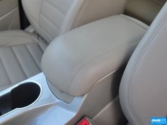 2013款 2.0T 自动 四驱尊贵型 5座