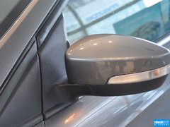 2013款 2.0T 自动 四驱尊贵型 5座