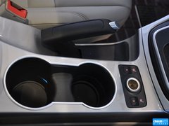 2013款 2.0T 自动 四驱尊贵型 5座