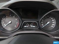 2013款 2.0T 自动 四驱尊贵型 5座